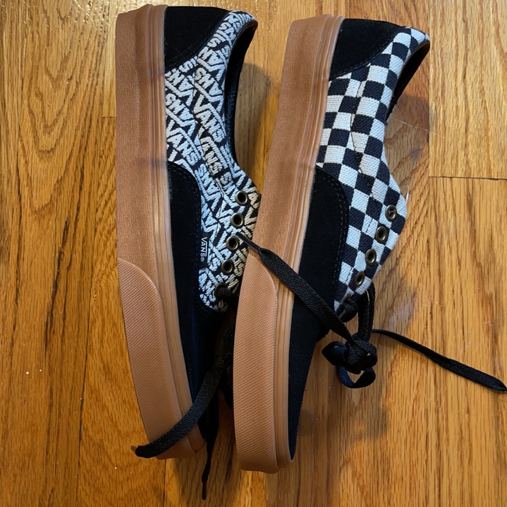 Vans Sneakers - Picture 3 of 6
